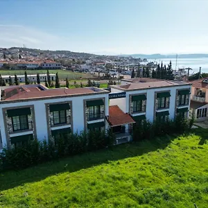 Cunda Nonna Ayvalı